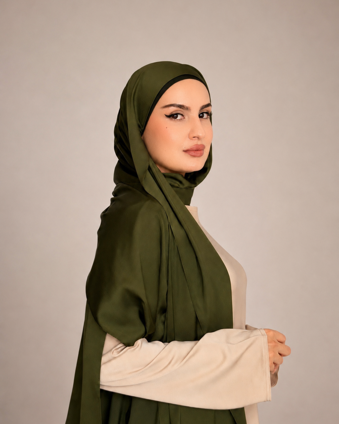 18-0220 TCX Diva Scarf - Image 1